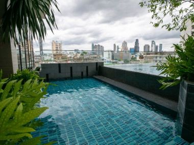 Best Price In The Project!! 65 Sq.m 2BR 2BA Corner Unit for SALE at The Room Sathorn - St. Louis