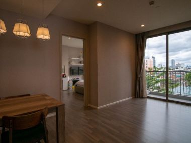 Best Price In The Project!! 65 Sq.m 2BR 2BA Corner Unit for SALE at The Room Sathorn - St. Louis