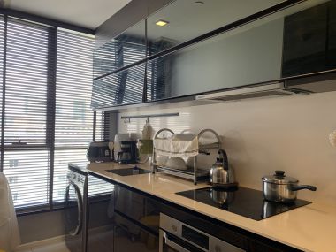 Best Price In The Project!! 65 Sq.m 2BR 2BA Corner Unit for SALE at The Room Sathorn - St. Louis