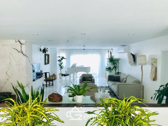 Scandinavian modern Duplex Penthouse 3Bed 4 Bath for Sale at Serene Place Sukhumvit 24