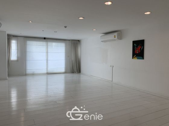 Scandinavian modern Duplex Penthouse 3Bed 4 Bath for Sale at Serene Place Sukhumvit 24