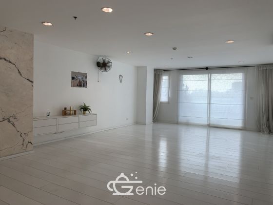 Scandinavian modern Duplex Penthouse 3Bed 4 Bath for Sale at Serene Place Sukhumvit 24