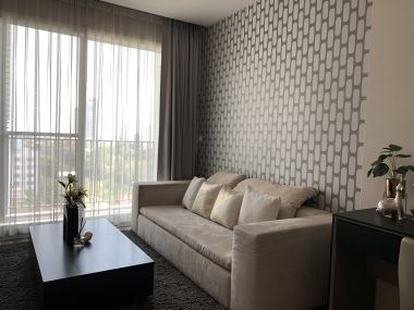 2 Bed 2 Bath with pool view at Siri at Sukhumvit in Thonglor for Sale with Tenant