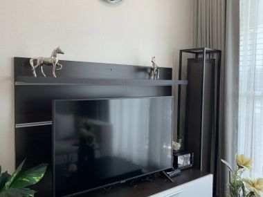 2 Bed 2 Bath with pool view at Siri at Sukhumvit in Thonglor for Sale with Tenant