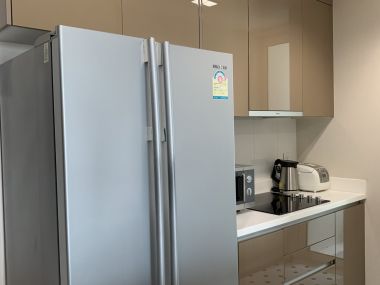 2 Bed 2 Bath with pool view at Siri at Sukhumvit in Thonglor for Sale with Tenant