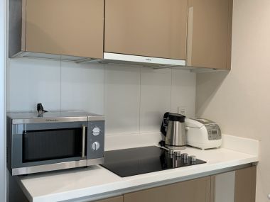 2 Bed 2 Bath with pool view at Siri at Sukhumvit in Thonglor for Sale with Tenant