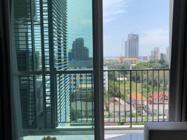 2 Bed 2 Bath with pool view at Siri at Sukhumvit in Thonglor for Sale with Tenant