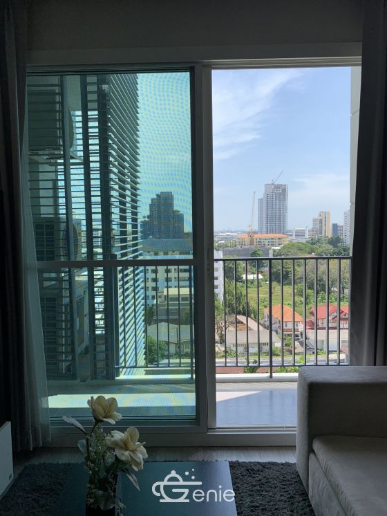 2 Bed 2 Bath with pool view at Siri at Sukhumvit in Thonglor for Sale with Tenant