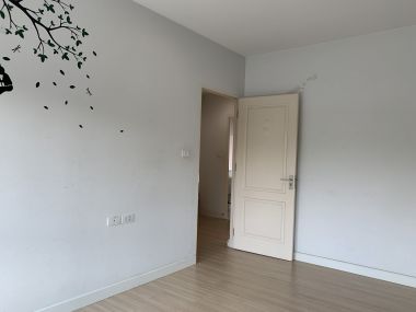 ขาย! Town Home หมู่บ้าน บ้านใหม่ พระราม 9- ศรีครินทร์ 3 ห้องนอน 3 ห้องนอน 3 ชั้น 21 ตรว.  เพียง 4,500,000 บาท เฟอร์นิเจอร์ครบพร้อมเข้าอยู่