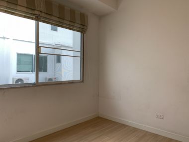 ขาย! Town Home หมู่บ้าน บ้านใหม่ พระราม 9- ศรีครินทร์ 3 ห้องนอน 3 ห้องนอน 3 ชั้น 21 ตรว.  เพียง 4,500,000 บาท เฟอร์นิเจอร์ครบพร้อมเข้าอยู่