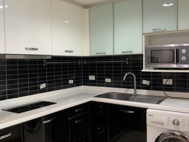 ให้เช่า!!! Belle Grand Rama9 1 ห้องนอน 42ตรม. ใกล้ MRT พระราม 9 เพียง 20, 000บาท/เดือน เฟอร์นิเจอร์ครบพร้อมเข้าอยู่