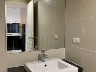 ให้เช่า!!! Belle Grand Rama9 1 ห้องนอน 42ตรม. ใกล้ MRT พระราม 9 เพียง 20, 000บาท/เดือน เฟอร์นิเจอร์ครบพร้อมเข้าอยู่