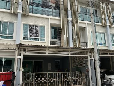 ลดสุดๆ ถูกกว่านี้ไม่มีอีกแล้ว!!** ปล่อยเช่าทาวน์โฮม ** The Plant Citi แจ้งวัฒนะ ในราคาเพียง 25, 000บาท/เดือน 3 ชั้น 3 ห้องนอน 3 ห้องน้ำ ขนาด 25 ตรว. พื้นที่ใช้สอย 180 ตรม. เฟอร์นิเจอร์ครบพร้อมเข้าอยู่