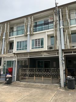 Hot Deal!!! For rent! !! at Townhome The Plant Citi Chaengwattana 25, 000THB/month 3 Bedroom 3 Bathroom Fully furnished