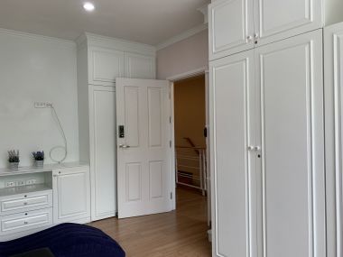 ลดสุดๆ ถูกกว่านี้ไม่มีอีกแล้ว!!** ปล่อยเช่าทาวน์โฮม ** The Plant Citi แจ้งวัฒนะ ในราคาเพียง 25, 000บาท/เดือน 3 ชั้น 3 ห้องนอน 3 ห้องน้ำ ขนาด 25 ตรว. พื้นที่ใช้สอย 180 ตรม. เฟอร์นิเจอร์ครบพร้อมเข้าอยู่