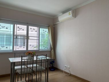 ลดสุดๆ ถูกกว่านี้ไม่มีอีกแล้ว!!** ปล่อยเช่าทาวน์โฮม ** The Plant Citi แจ้งวัฒนะ ในราคาเพียง 25, 000บาท/เดือน 3 ชั้น 3 ห้องนอน 3 ห้องน้ำ ขนาด 25 ตรว. พื้นที่ใช้สอย 180 ตรม. เฟอร์นิเจอร์ครบพร้อมเข้าอยู่