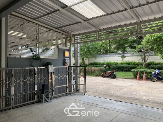 Hot Deal!!! For rent! !! at Townhome The Plant Citi Chaengwattana 25, 000THB/month 3 Bedroom 3 Bathroom Fully furnished