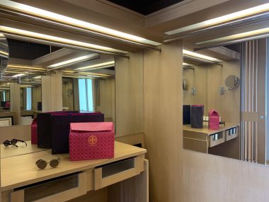 Special price!!! for rent! at The Emporio Place 2 Bedroom 3 Bathroom 65, 000THB/month Fully furnished