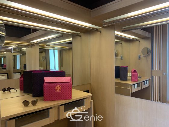 ให้เช่า!!! ราคาพิเศษ The Emporio Place 2 ห้องนอน ห้องใหญ่อยู่สบาย 106 ตรม ใกล้ BTS พร้อมพงษ์ เพียง 65, 000 บาท/เดือน เฟอร์นิเจอร์ครบพร้อมเข้าอยู่