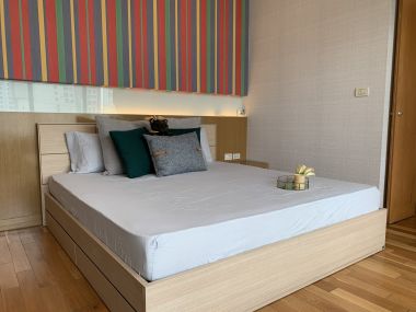 Special price!!! for rent! at The Emporio Place 2 Bedroom 3 Bathroom 65, 000THB/month Fully furnished