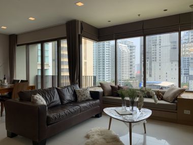 Special price!!! for rent! at The Emporio Place 2 Bedroom 3 Bathroom 65, 000THB/month Fully furnished