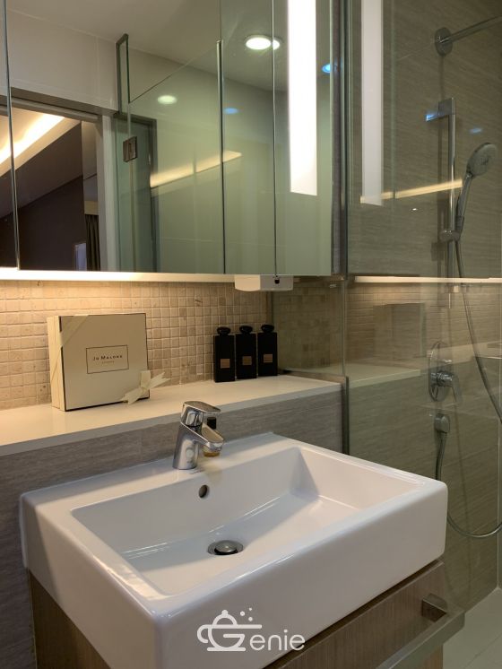 For rent! !! at MODE Sukhumvit 61 1 Bedroom 1 Bathroom 38, 000/month Fully furnished