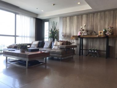 The  best 2 bedroom deal in The River Condominium