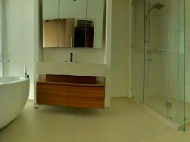 Luxury 3 bedroom unit with panorama view of Chaopraya River