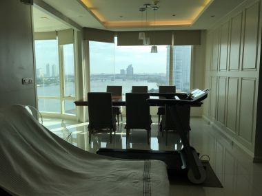For Sell , Unique unit by the River with guarantee return