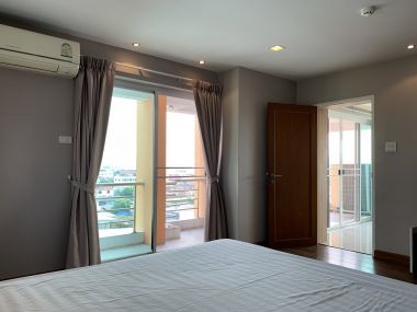 ลดสุดๆประชดโควิด ให้เช่า!!! บ้านปลัดสมภพ Penthouse ในราคาเพียง 35, 000บาท/เดือน 2 ห้องนอน 2 ห้องน้ำ ห้องใหญ่อยู่สบาย 180 ตรม.+ดาดฟ้า 100 ตรม. ใกล้ BTS วงเวียนใหญ่ เฟอร์นิเจอร์ครบพร้อมเข้าอยู่