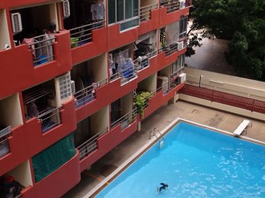 Duriya charima , Rama 9 soi 13