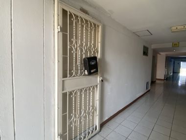 Duriya charima , Rama 9 soi 13