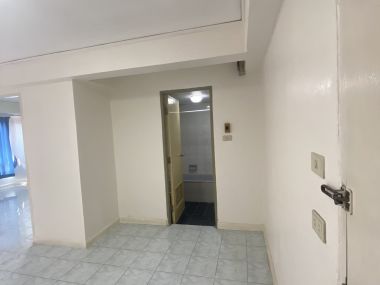 Duriya charima , Rama 9 soi 13