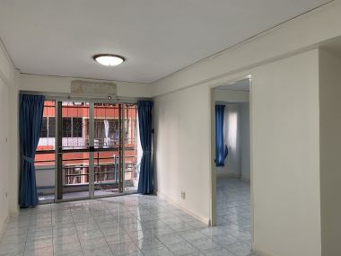 Duriya charima , Rama 9 soi 13