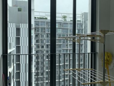 For Sale or Rent! at Idoe Mobi Sukhumvit 81  Type Duplex 2 Bedroom 2 Bathroom 60 sqm. Floor 22nd  Selling Price 7,000,000 THB Rental Price 20,000 THB/Month Fully furnished (Can Negotiate)