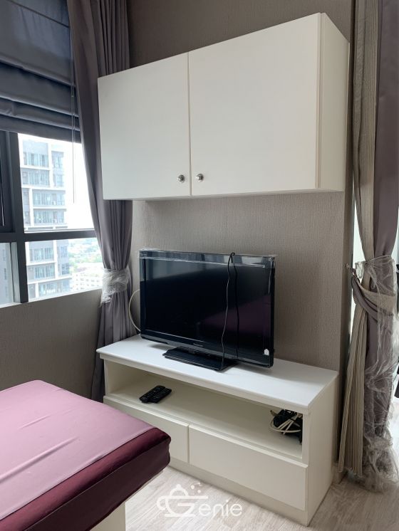 For Sale or Rent! at Idoe Mobi Sukhumvit 81  Type Duplex 2 Bedroom 2 Bathroom 60 sqm. Floor 22nd  Selling Price 7,000,000 THB Rental Price 20,000 THB/Month Fully furnished (Can Negotiate)