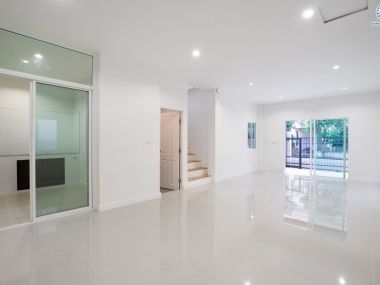 (**Sold out**) บ้านแฝด ม.ลลิลอินเดอะพาร์ค บางใหญ่  ใกล้ เซ็นทรัลเวสต์เกต ทางด่วน  และ เพียง 5 นาทีถึงรถไฟฟ้าสายสีม่วง สถานีตลาดบางใหญ่