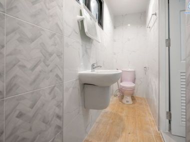 บ้านแฝด ม.ซื่อตรง รัตนาธิเบศร์ ใกล้ เซ็นทรัลรัตนาธิเบศร์ และ ทางด่วน งามวงศ์วาน