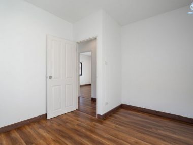 บ้านแฝด ม.ซื่อตรง รัตนาธิเบศร์ ใกล้ เซ็นทรัลรัตนาธิเบศร์ และ ทางด่วน งามวงศ์วาน