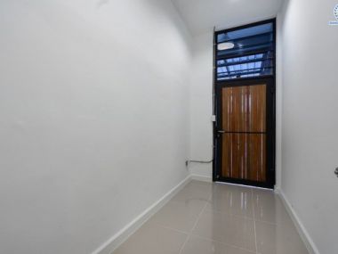 บ้านแฝด ม.ซื่อตรง รัตนาธิเบศร์ ใกล้ เซ็นทรัลรัตนาธิเบศร์ และ ทางด่วน งามวงศ์วาน