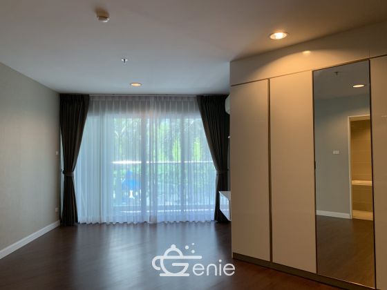 For rent at Belle Grand Rama9 Duplex 5 Bedroom 5 Bathroom Size 225 sqm. Price 120,000 THB/month Fully furnished