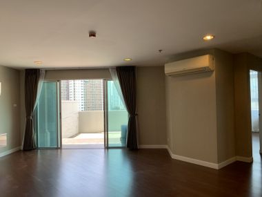คอนโดให้เช่า! Belle Grand Rama 9 เพียง 100,000บาท/เดือน 5 ห้องนอน 4 ห้องน้ำ Duplex 194 ตรม. ใกล้ MRTพระราม9 เฟอร์นิเจอร์ครบพร้อมเข้าอยู่