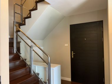 คอนโดให้เช่า! Belle Grand Rama 9 เพียง 100,000บาท/เดือน 5 ห้องนอน 4 ห้องน้ำ Duplex 194 ตรม. ใกล้ MRTพระราม9 เฟอร์นิเจอร์ครบพร้อมเข้าอยู่