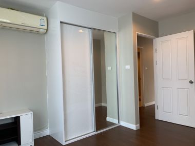 คอนโดให้เช่า! Belle Grand Rama 9 เพียง 100,000บาท/เดือน 5 ห้องนอน 4 ห้องน้ำ Duplex 194 ตรม. ใกล้ MRTพระราม9 เฟอร์นิเจอร์ครบพร้อมเข้าอยู่