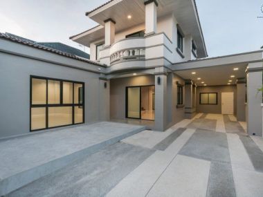 บ้านเดี่ยว ม.มณีรินทร์ รัตนาธิเบศร์-ท่าอิฐ ใกล้ทางด่วน งามวงศ์วาน และ เพียง 10 นาที ถึงรถไฟฟ้า สถานีบางรักน้อยท่าอิฐ