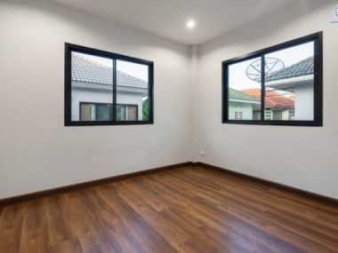 บ้านเดี่ยว ม.มณีรินทร์ รัตนาธิเบศร์-ท่าอิฐ ใกล้ทางด่วน งามวงศ์วาน และ เพียง 10 นาที ถึงรถไฟฟ้า สถานีบางรักน้อยท่าอิฐ