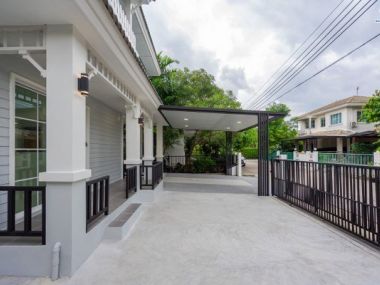 บ้านเดี่ยว ม.ชลลดา วัดลาดปลาดุก ใกล้รถไฟฟ้าสายสีม่วง สถานีคลองบางไผ่