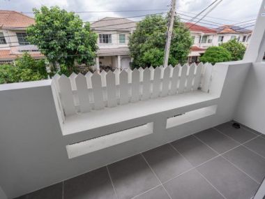 บ้านเดี่ยว ม.ชลลดา วัดลาดปลาดุก ใกล้รถไฟฟ้าสายสีม่วง สถานีคลองบางไผ่