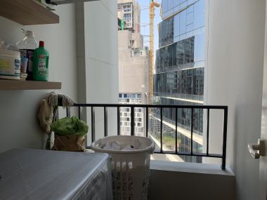 For sale! ! at Siri at Sukhumvit 16, 250, 000THB (Transfer 50/50) 2 Bedroom 2 Bathroom Fully furnished