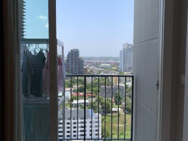 For sale! ! at Siri at Sukhumvit 16, 250, 000THB (Transfer 50/50) 2 Bedroom 2 Bathroom Fully furnished